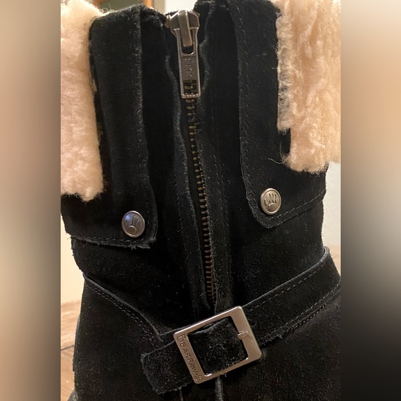 Bearpaw Cold Weather Bootie, shearling and  suede (sized 7, fits 6.5) - Picture 3 of 5